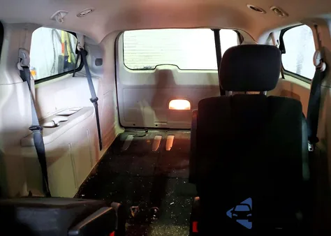 2014 Dodge Grand Caravan Sxt z USA, uszkodzony, nr VIN 2C4RDGCG5ER347687